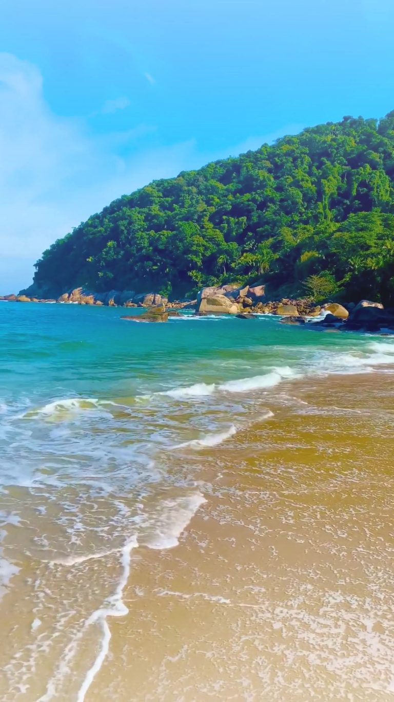 Instagram post from lusoriginalviagens. This post is in position 3.